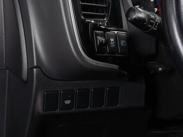 Mitsubishi Outlander III Рестайлинг 2 с пробегом 2016 года, цена 1 899 000 рублей, 131891 км, внедорожник, Автокод Объявления