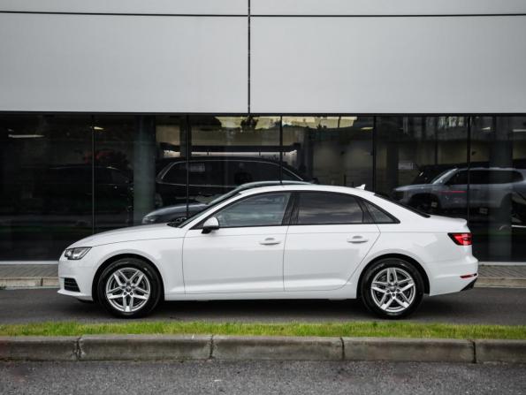 Audi A4 V (B9) с пробегом 2018 года, цена 2 449 000 рублей, 77439 км, седан, Автокод Объявления