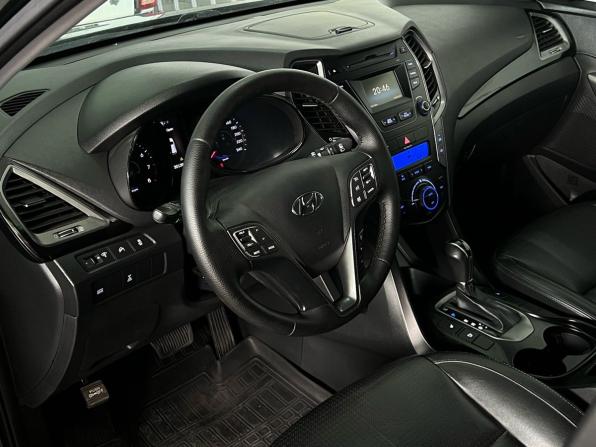 Hyundai Santa Fe III с пробегом 2012 года, цена 1 570 000 рублей, 201000 км, внедорожник, Автокод Объявления