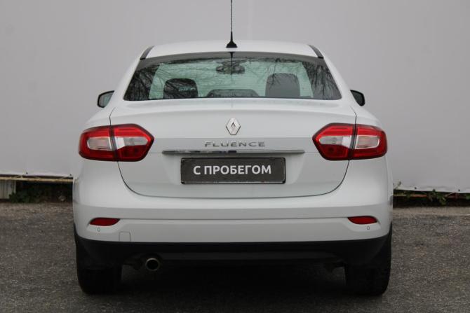 Renault Fluence I Рестайлинг с пробегом 2015 года, цена 900 000 рублей, 77000 км, седан, Автокод Объявления