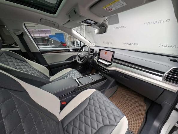 Volkswagen ID.6 с пробегом 2023 года, цена 3 449 000 рублей, 28683 км, внедорожник, Автокод Объявления