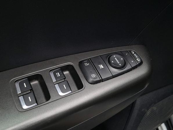 Kia Sportage IV с пробегом 2016 года, цена 1 749 000 рублей, 147000 км, внедорожник, Автокод Объявления