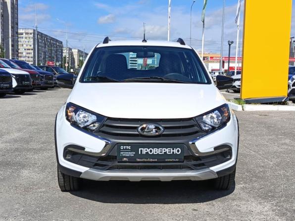 Lada (ВАЗ) Granta I Рестайлинг с пробегом 2023 года, цена 945 000 рублей, 9728 км, универсал, Автокод Объявления