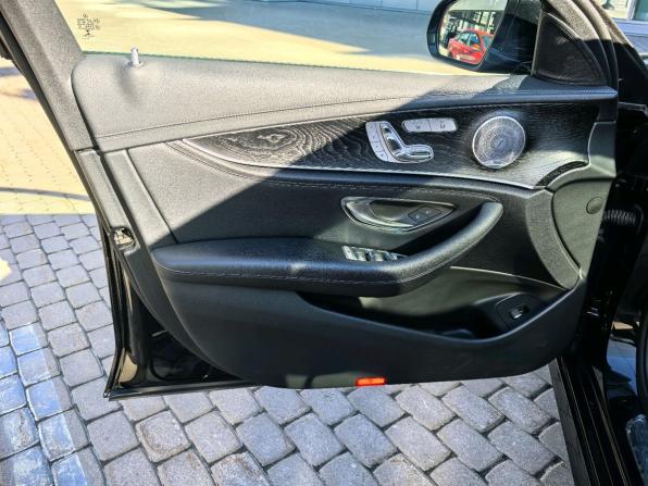Mercedes-Benz E-Класс V (W213 S213 C238) с пробегом 2017 года, цена 3 690 000 рублей, 76170 км, седан, Автокод Объявления