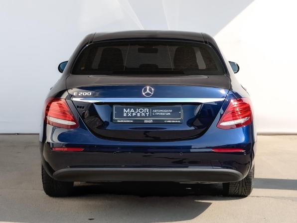Mercedes-Benz E-Класс V (W213 S213 C238) с пробегом 2018 года, цена 2 985 000 рублей, 87976 км, седан, Автокод Объявления