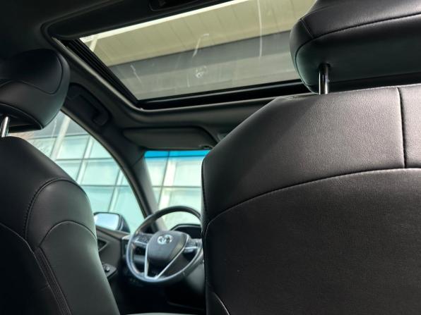 Toyota Avalon V с пробегом 2022 года, цена 3 340 000 рублей, 55547 км, седан, Автокод Объявления