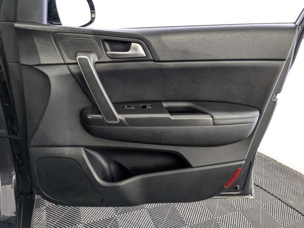 Kia Sportage IV с пробегом 2018 года, цена 1 890 000 рублей, 148813 км, внедорожник, Автокод Объявления