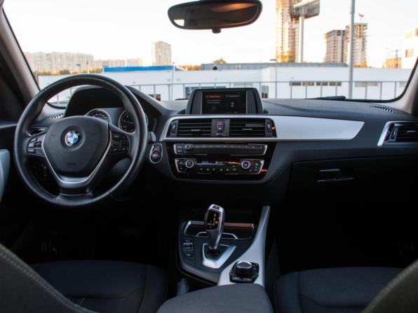 BMW 1 серии II (F20/F21) Рестайлинг 2 с пробегом 2018 года, цена 1 998 000 рублей, 98300 км, хэтчбек, Автокод Объявления