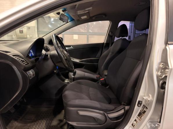 Hyundai Solaris I с пробегом 2011 года, цена 539 000 рублей, 209558 км, седан, Автокод Объявления