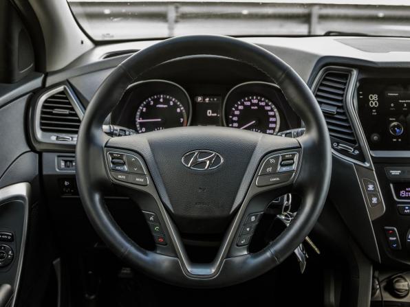 Hyundai Santa Fe III Рестайлинг с пробегом 2018 года, цена 2 148 000 рублей, 140385 км, внедорожник, Автокод Объявления