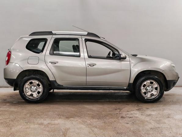 Renault Duster I с пробегом 2012 года, цена 1 035 000 рублей, 127461 км, внедорожник, Автокод Объявления