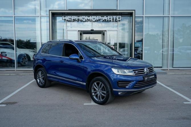 Volkswagen Touareg II Рестайлинг с пробегом 2016 года, цена 3 560 000 рублей, 174000 км, внедорожник, Автокод Объявления
