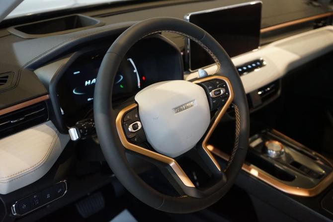Haval Jolion I с пробегом 2023 года, цена 1 750 000 рублей, 70000 км, внедорожник, Автокод Объявления