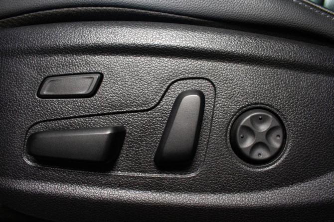 Hyundai Santa Fe IV Рестайлинг с пробегом 2021 года, цена 4 729 000 рублей, 19876 км, внедорожник, Автокод Объявления