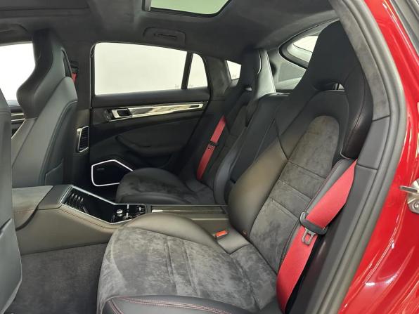 Porsche Panamera II Рестайлинг с пробегом 2021 года, цена 17 950 000 рублей, 11506 км, лифтбек, Автокод Объявления