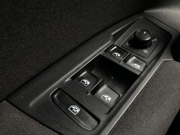Volkswagen Tiguan II с пробегом 2019 года, цена 2 464 500 рублей, 145295 км, внедорожник, Автокод Объявления