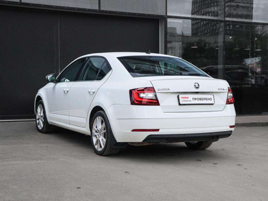 Skoda Octavia III (A7) Рестайлинг Москва  - изображение 5