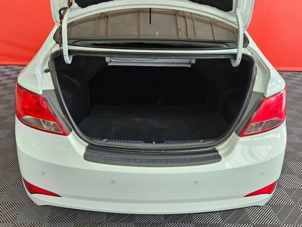 Hyundai Solaris I Рестайлинг с пробегом 2014 года, цена 815 000 рублей, 145000 км, седан, Автокод Объявления