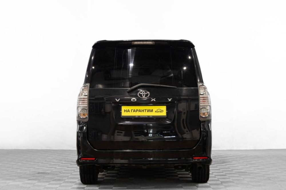 Toyota Voxy II (R70) Барнаул  - изображение 6
