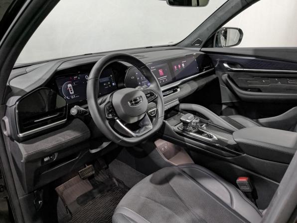 Geely Monjaro I с пробегом 2024 года, цена 3 599 000 рублей, 28300 км, внедорожник, Автокод Объявления