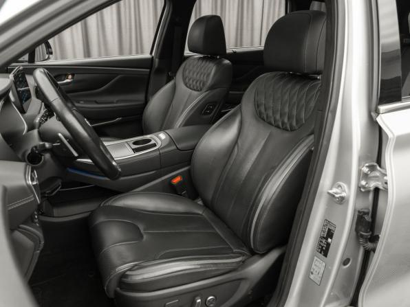 Hyundai Santa Fe IV Рестайлинг с пробегом 2022 года, цена 4 100 000 рублей, 38000 км, внедорожник, Автокод Объявления