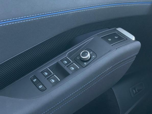 Volkswagen Teramont II (China Market) с пробегом 2026 года, цена 5 880 000 рублей, 30 км, внедорожник, Автокод Объявления