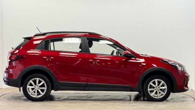 Kia Rio IV Рестайлинг с пробегом 2021 года, цена 1 860 000 рублей, 6263 км, хэтчбек, Автокод Объявления