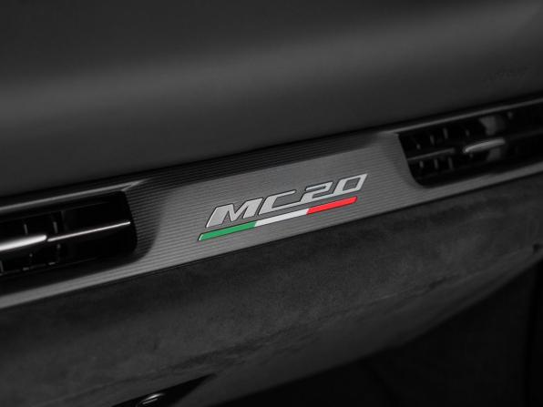Maserati MC20 с пробегом 2024 года, цена 31 000 000 рублей, 99 км, купе, Автокод Объявления