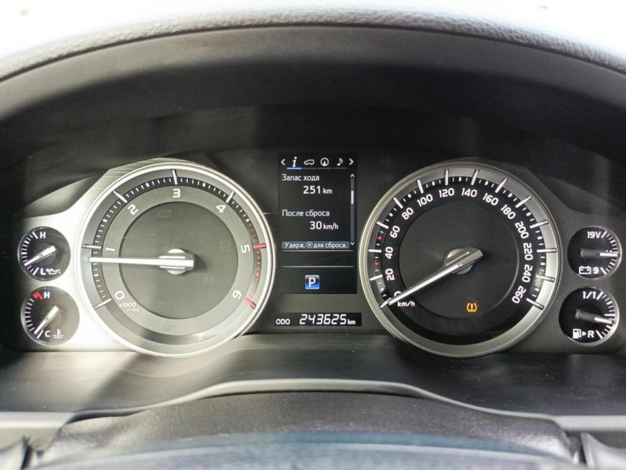 Toyota Land Cruiser 200 Series Рестайлинг 2 Чебоксары  - изображение 16