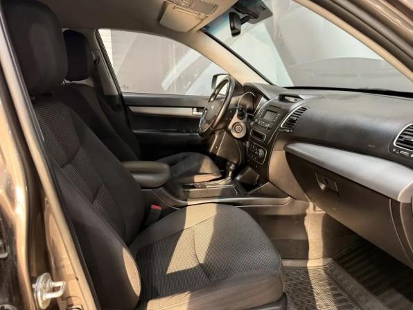 Kia Sorento II Рестайлинг с пробегом 2013 года, цена 1 520 000 рублей, 196000 км, внедорожник, Автокод Объявления