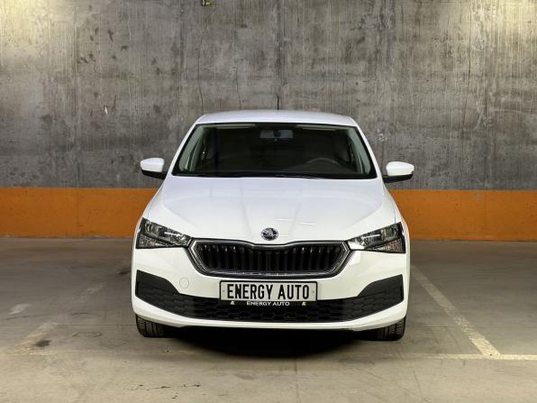 Skoda Rapid II с пробегом 2021 года, цена 1 599 000 рублей, 76366 км, лифтбек, Автокод Объявления