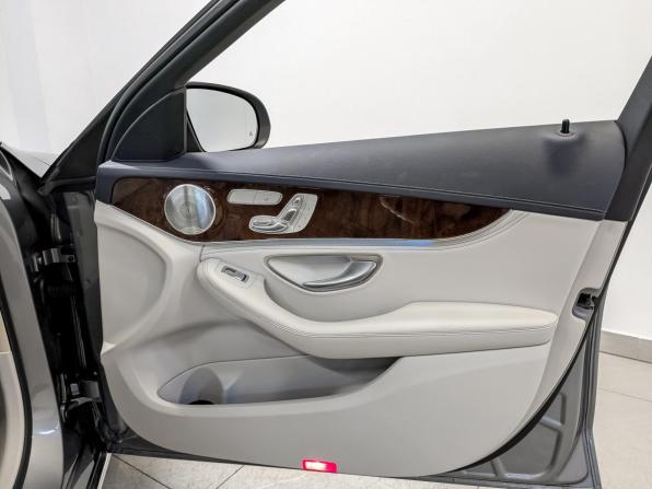 Mercedes-Benz C-Класс IV (W205) с пробегом 2015 года, цена 2 590 000 рублей, 100262 км, седан, Автокод Объявления