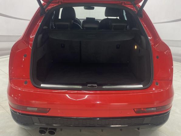 Audi Q3 I (8U) Рестайлинг с пробегом 2018 года, цена 2 650 000 рублей, 78947 км, внедорожник, Автокод Объявления