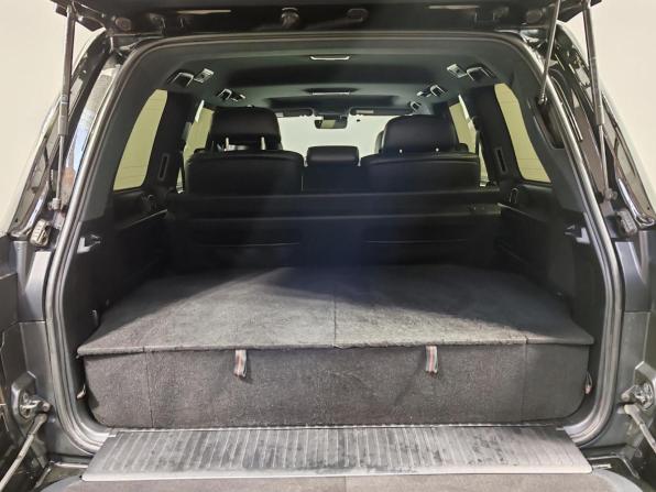 Lexus LX III Рестайлинг 2 с пробегом 2021 года, цена 9 599 000 рублей, 151495 км, внедорожник, Автокод Объявления