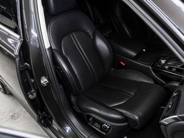 Audi A6 allroad III (C7) Рестайлинг с пробегом 2016 года, цена 2 729 000 рублей, 260847 км, универсал, Автокод Объявления