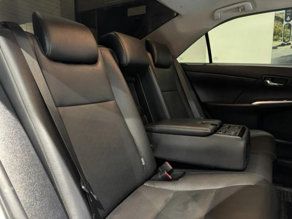 Toyota Camry VII (XV50) Рестайлинг с пробегом 2015 года, цена 1 989 000 рублей, 163126 км, седан, Автокод Объявления
