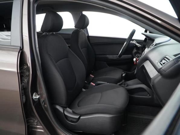 Kia Rio III Рестайлинг с пробегом 2015 года, цена 1 093 051 рубль, 126913 км, хэтчбек, Автокод Объявления