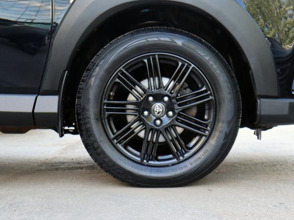 Toyota RAV4 IV (XA40) Рестайлинг с пробегом 2018 года, цена 2 490 000 рублей, 120332 км, внедорожник, Автокод Объявления