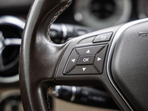 Mercedes-Benz GLK-Класс I (X204) Рестайлинг с пробегом 2013 года, цена 2 058 000 рублей, 178766 км, внедорожник, Автокод Объявления
