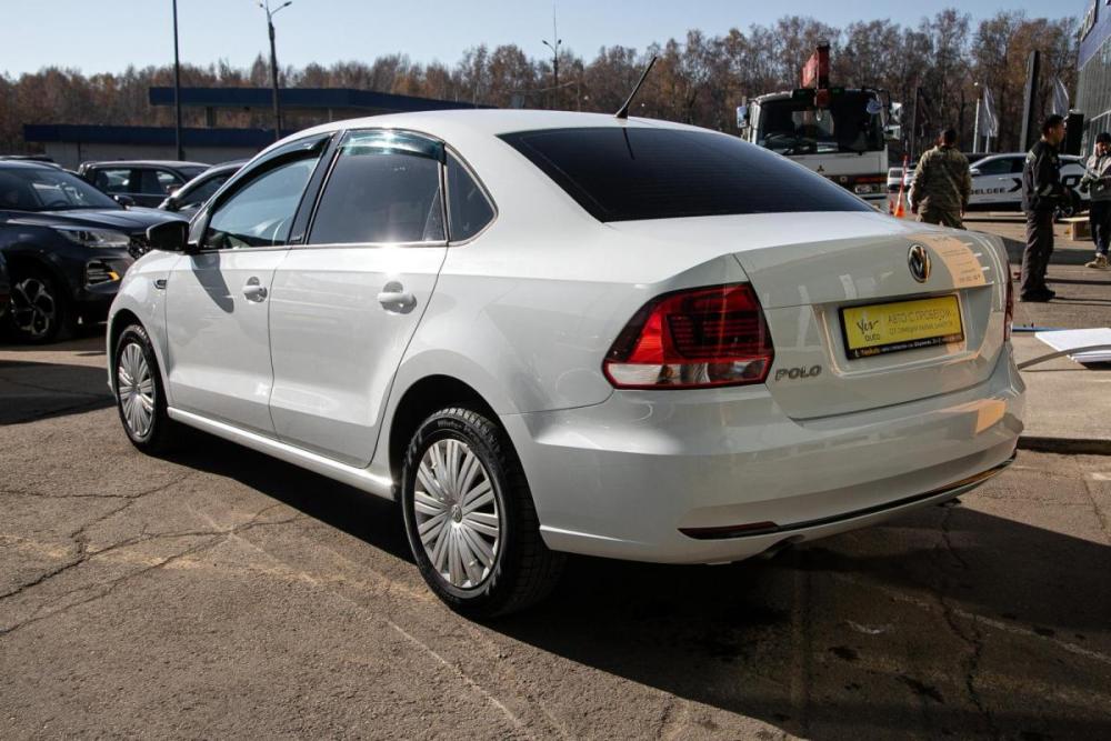 Volkswagen Polo V Рестайлинг Иркутск  - изображение 9