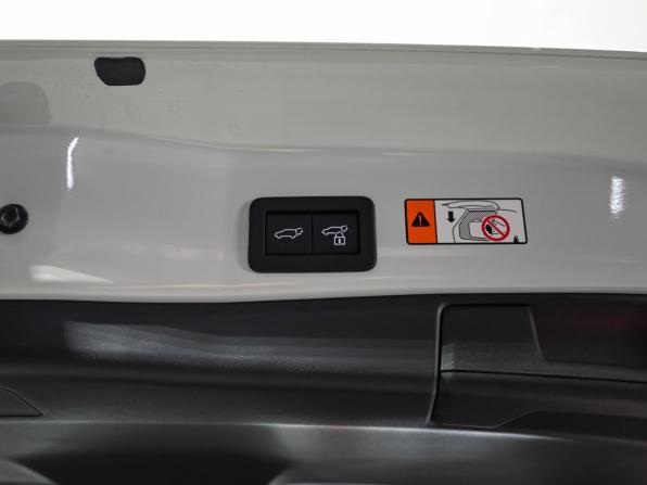 Toyota RAV4 VI (XA60) с пробегом 2025 года, цена 4 070 000 рублей, 36 км, внедорожник, Автокод Объявления
