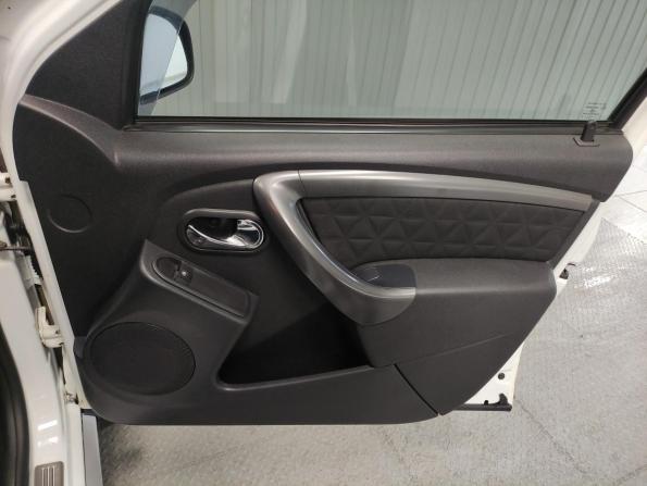 Renault Duster I Рестайлинг с пробегом 2016 года, цена 965 000 рублей, 170300 км, внедорожник, Автокод Объявления