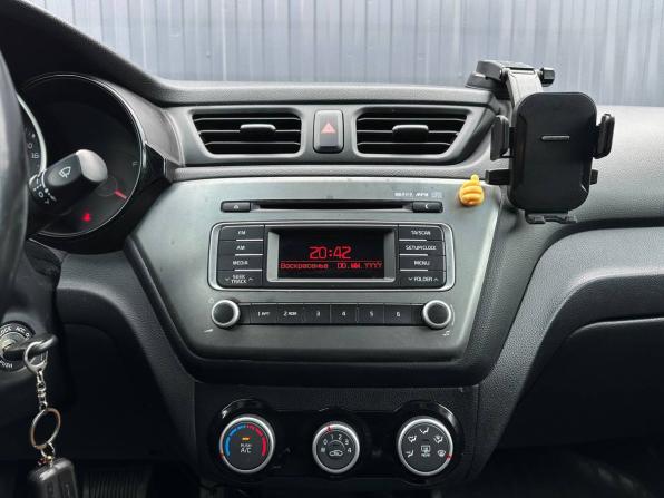 Kia Rio III Рестайлинг с пробегом 2016 года, цена 1 149 000 рублей, 83000 км, седан, Автокод Объявления