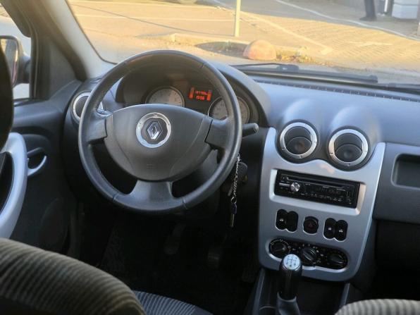Renault Logan I Рестайлинг с пробегом 2013 года, цена 485 000 рублей, 136793 км, седан, Автокод Объявления
