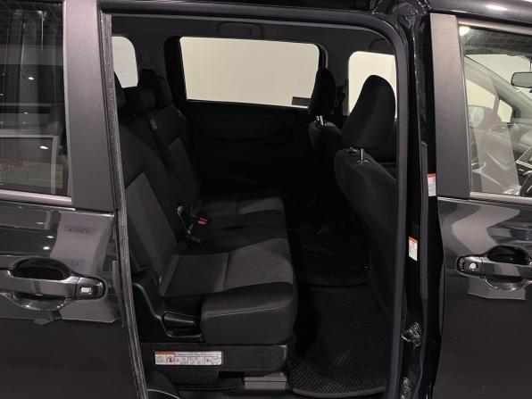 Toyota Sienta II Рестайлинг с пробегом 2020 года, цена 1 859 000 рублей, 66650 км, компактвэн, Автокод Объявления