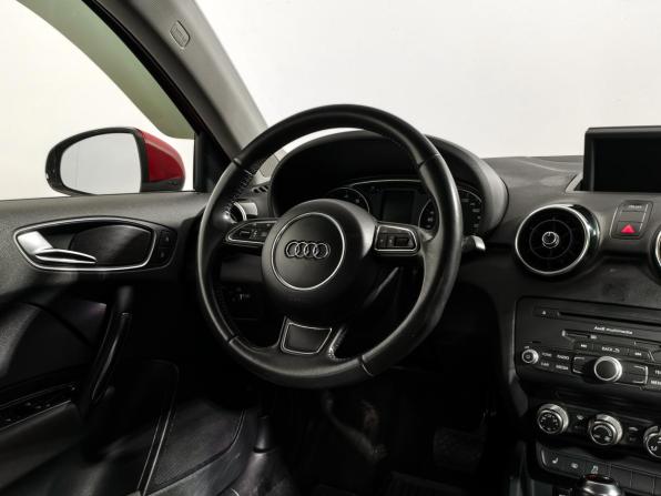 Audi A1 I (8X) с пробегом 2013 года, цена 839 000 рублей, 199000 км, хэтчбек, Автокод Объявления