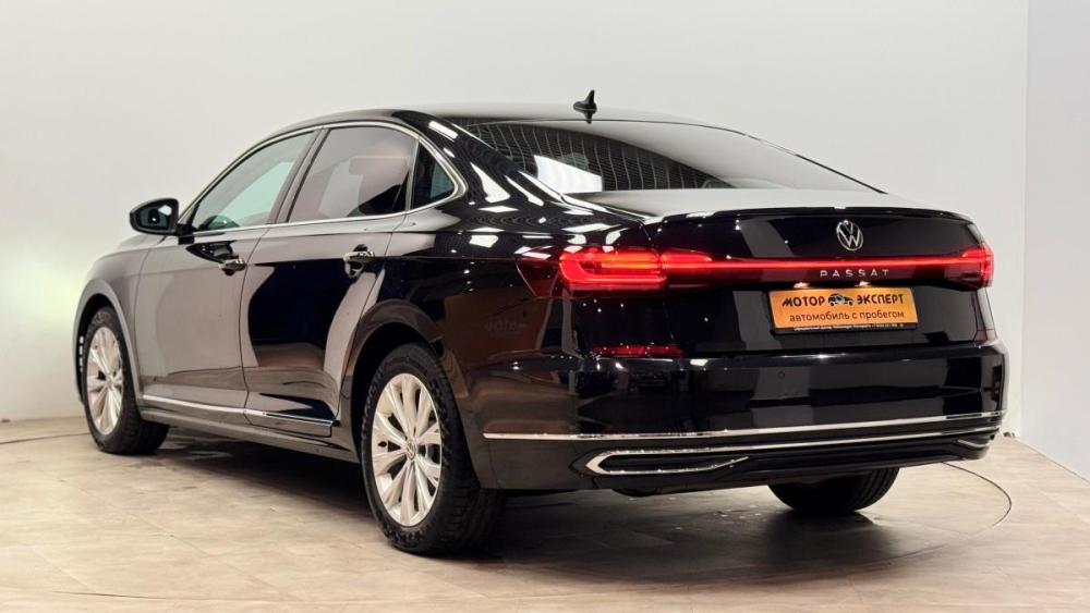Volkswagen Passat B8 Рестайлинг Киров  - изображение 3
