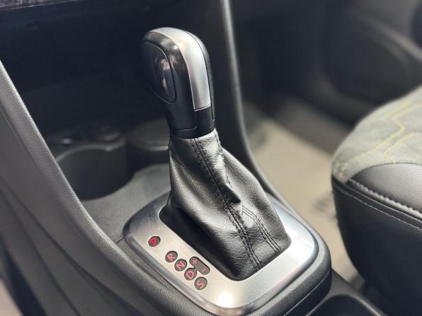 Volkswagen Polo V Рестайлинг с пробегом 2019 года, цена 1 259 000 рублей, 110010 км, седан, Автокод Объявления