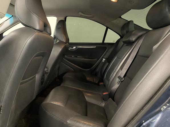 Volvo S60 I Рестайлинг с пробегом 2008 года, цена 400 000 рублей, 236661 км, седан, Автокод Объявления