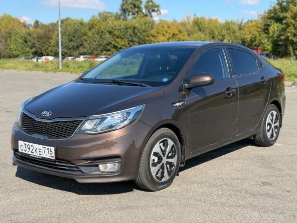 Kia Rio III Рестайлинг с пробегом 2015 года, цена 990 000 рублей, 148589 км, седан, Автокод Объявления